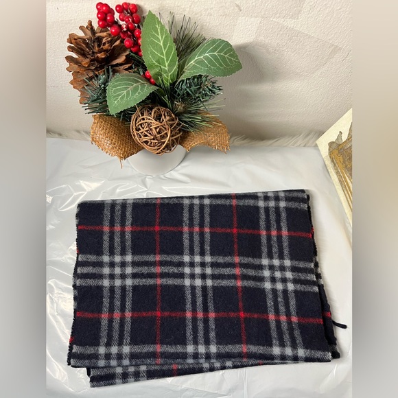 Authentic Burberrys unisex Scarf Blue Check Vintage 100% cashmere - Picture 5 of 13